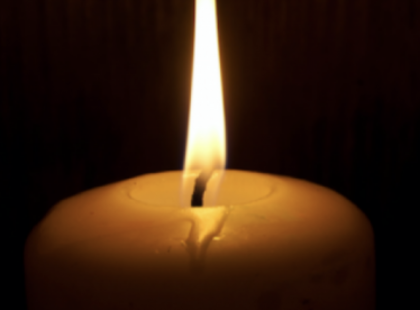 Elhunyt a Dallas színésznője