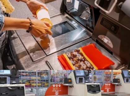 Megszünteti az összes önkiszolgáló kasszáját az áruházlánc: visszahozza a hagyományos pénztárakat ?