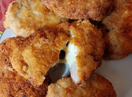 Rántott sajtos darált hús, a család kedvence,