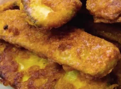 Rántott cukkini, sajtos panírral, a család rajong érte