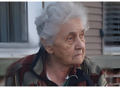 A bátyám kitette a házunkból a nagymamánkat, mert már nem volt pénze – ő olyan leckét adott neki, amit soha nem fog elfelejteni...?