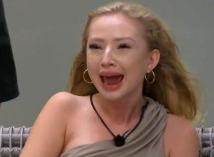 Hatalmas botrány a TV2 ben! Teljesen kikelve önmagából, zokogva üvöltözött a Nagy Ő-ből megismert Nati – Felkavaró videó