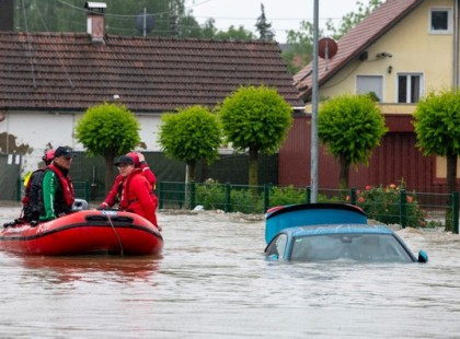 Eljött a világvége! Szentendre elesett - Így menekültek az emberek az árvíz elől – videók