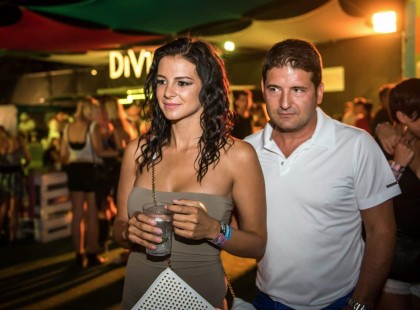 Sarka Kata vallomása: “Amit a volt férjem rendszeresen tett velem, attól retteg, hogy kiderül! – Hajdú Péterről szólalt meg Sarka Kata ?? ⭕️ A részleteket a Hozzászólásoknál olvashatod: