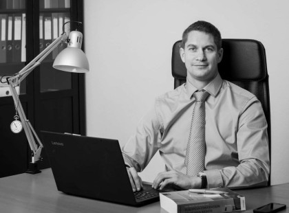 ◾️ Karsai Dániel: 