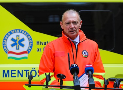 Brutális hónapoknak nézünk elébe: Három járvány készül lecsapni egyszerre – rengetegen fognak ágynak esni