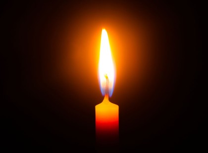 Meghalt Laura!Elhunyt egy 13 éves kislány a kádban, sajnos Laura OLYAN dolgot tett, amit sokan szoktak fürdés KÖZBEN