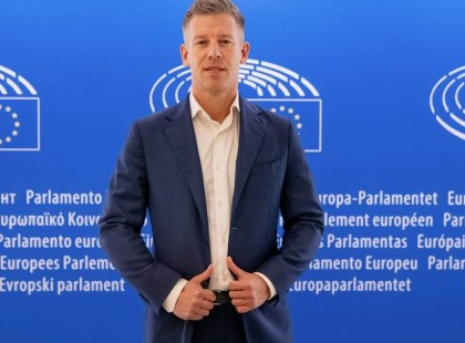 Magyar Péter nagyon kiakadt a közösségi oldalán..pár óra alatt 17 ezer ember kedvelte az írását ?