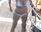 Sharon Stone bikiniben pózolt 66 évesen ,úgy néz ki mint egy tinilány– a sasszemű rajongók észrevették, amit senki más nem!
