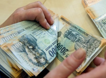 Minimálbér 2025: Hatalmas Bérnövekedés Jön Magyarországon! ?