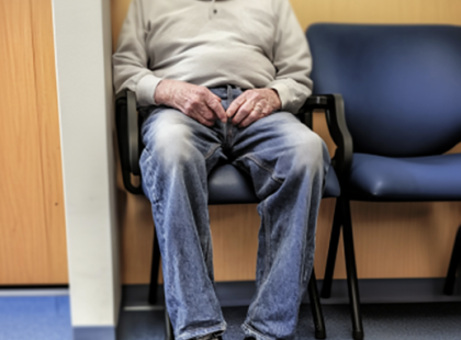 Kirúgtak, mert segítettem egy demenciás férfin, de egy pár cipő bebizonyította, hogy jól döntöttem