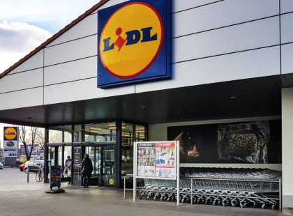 Óriási roham a Lidlben! Nézd meg, miért tolonganak a vásárlók már a nyitás előtt! ??