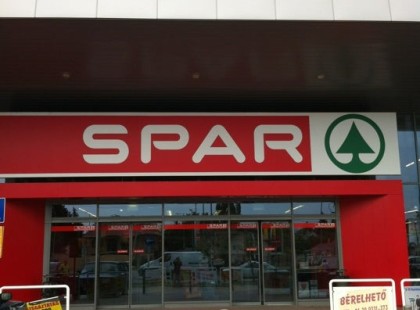 Hatalmas roham a sparban! Nézd meg, miért tolonganak a vásárlók már a nyitás előtt! ??