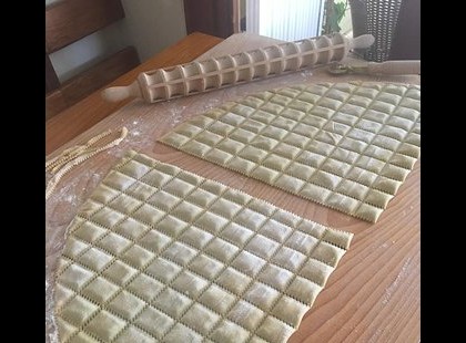 A legkisebb fiam kedvence: krumplitöltelékes és szilvalekváros derelye ??