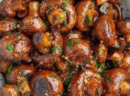 Fokhagymás sült gombák – Egy recept, ami azonnal elvarázsol! ?✨