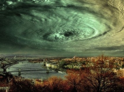 FIGYELEM! A Biblia is megírta, március-5e lesz a világ végének kezdete! Pontosan Ez vár ránk pontosan! Már nincs sok időnk, használjuk ki jól!