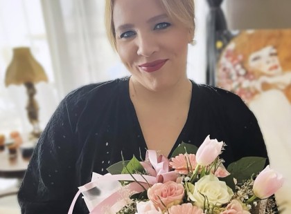 Tóth Vera mindenkit elkápráztatott! Olyan derekat villantott a bomba formában ragyogó énekesnő... ⤵️ 
KÉPEK ? ?????́???́??́?????́?!