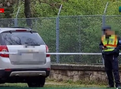 Gyeremeket szült egy 13 éves kislány Szabolcsban.. az édesapa a nevelőapja, majd egy második gyermeket is szült, a nagybátyjától. A hamardik gyermeke azonban meghalt... a kiérkező mentősöknek potyogtak a könnyei, mikor megtudták mi történt..