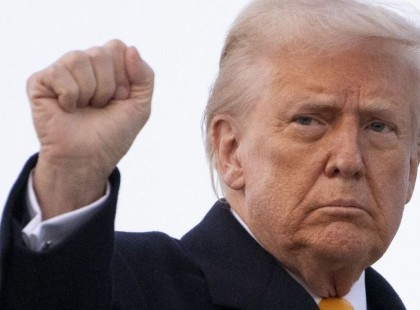 ? Szájba vágták Trumpot a kamerák szeme láttára