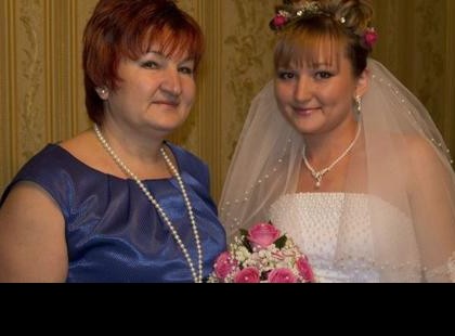 Az anyósom az esküvőn közölte, hogy velünk fog élni. Nem számított arra, hogy a válaszom nem az lesz, mint amit várt…..