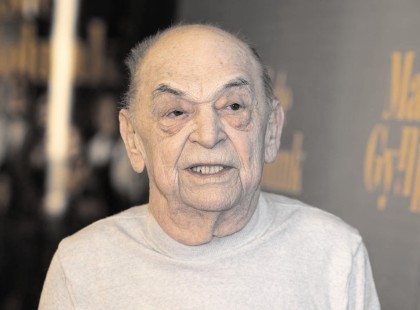 Búcsú Bodrogi Gyulától! Cikk a kommentbe: