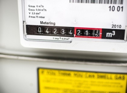 ITT AZ ÚJ Rezsi táblázat 2025: Ennyit fogunk fizetni rezsire (áram, gáz, víz) MÁRCIUSTÓL!