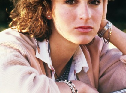 ? ? Most 65 éves, és ma próbáld nem kinevetni , amikor meglátod: ? Íme ez a híres művész, biztos vagyok benne, hogy ismered. ? Ő a legszebb és legstílusosabb nő a mi korunkban.