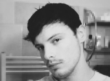 Megrendítő búcsú Szegeden: Örök nyugalomra helyezték Benkő Adriánt – Fotókon a sírhelye