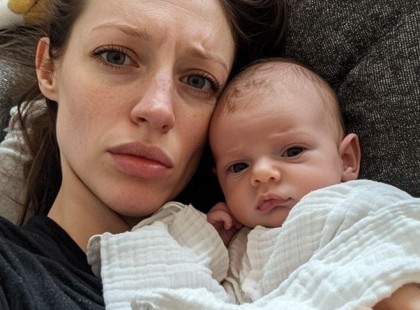 A férjem visszaköltözött az anyjához, amikor én és a baba megbetegedtünk, mert az én köhögésem 