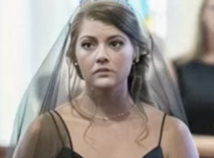 A lányom fekete menyasszonyi ruhában vonult az oltárhoz – de nem ez volt az igazi balhé