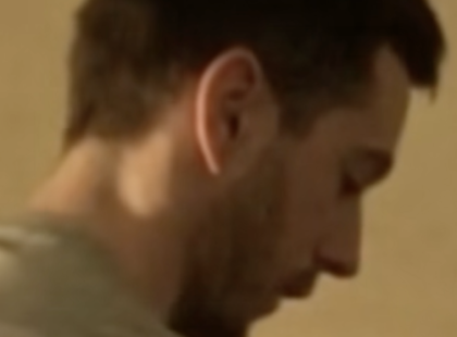 Csak húszezer forintot hagytál ránk három napra?” – zokogva rogyott térdre, mikor meglátta, mi fogadta otthon…