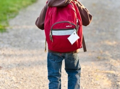 A 9 éves kisfiú nem kapott ajándékot az iskolában, mert az édesanyja nem tudta befizetni a 3000 forintot.