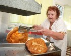 Egy balatoni lángososnál ezt a kiírást tették ki, a turisták fele majdnem padlót fogott!