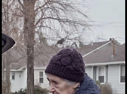 Egy fiú meglátja idős édesanyja végrendeletét, és azonnal megparancsolja neki, hogy pakolja össze a holmiját – A nap története