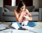 Kirúgta a szülési szabadságon lévő egyedülálló anyát – nem tudta, ki a fia”