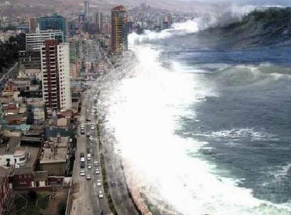 Elképesztő felvétel: Így csapott le a pusztító cunami a 8,8-as földrengés után – a partok megsemmisültek!