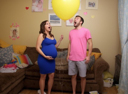 A férjem, Gergő, és én az első gyermekünket várjuk. Ennek a babának a mi újrakezdésünknek kellett volna lennie. Hetek óta terveztük a babaváró bulit – lufik, torta, játékok, dekoráció, minden a helyén.