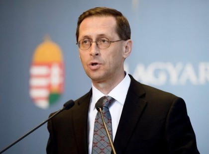 Varga Mihály nagy bejelentése – Törvénymódosítás jön, rengeteg magyar kapja vissza a pénzét!