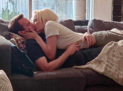 A férjem kidobott a kemoterápia után – 24 órával később már térden könyörgött előttem a bocsánatért