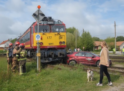 Kisiklott a csabai vonat, riasztották a rohammentőket ?