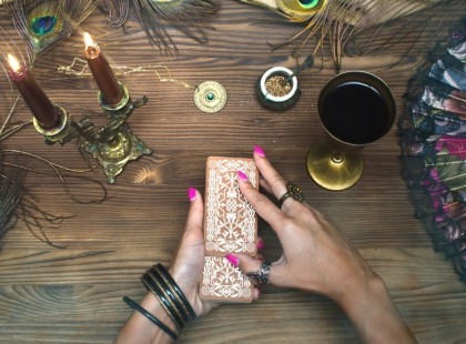 Cigánykártya OKTÓBERI jóslata a csillagjegyeknek