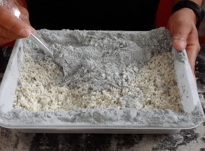 Egy marék rizs és egy kis cement