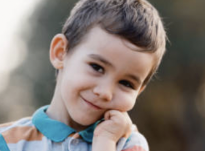 Meghalt egy 5 éves óvodás kisfiú, miután kedd reggel elgázolta a busz