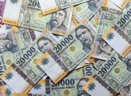 4 csillagjegynek egy kupac pénz érkezik 4 napon belül, ezt még elkölteni is nehéz lesz!