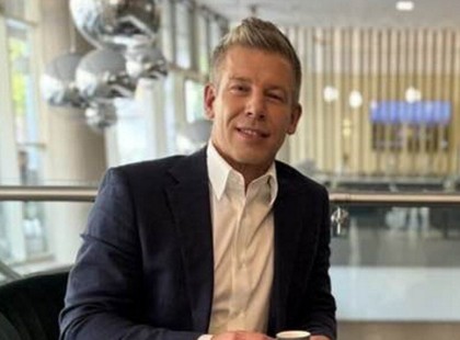 Óriási nevet jelentett be Magyar Péter! EBBE beleremeg a Fidesz! Az ország kedvenc énekesnője a TISZA Párt képviselőjelöltje lesz – Ő az