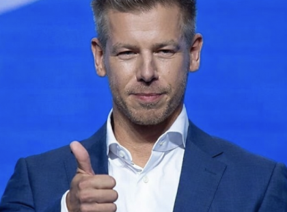 Döbbenetes bejelentést tett Magyar Péter