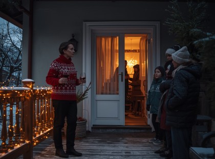 Anyósa elfoglalta a házát karácsonykor – de nem számított arra, hogy a menyének minden papírja megvan