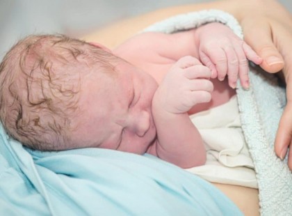 Ő Magyarország első kisbabája, és a 28 éves édesanyja.. Üdv Blanka baba! ..Aki gratulál, Isten adja meg neki, ami hiányzik neki az életéből!! ❤️❤️Cikk a hozzászólásoknál olvasható!