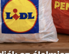 Féláron adják az élelmiszer-csomagot a Pennyben, a Sparban és a Lidlben!