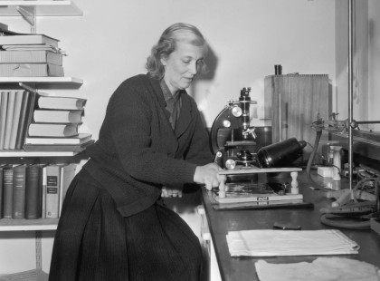 Dorothy Hodgkin felfedezései, amelyek megváltoztatták az orvostudományt
